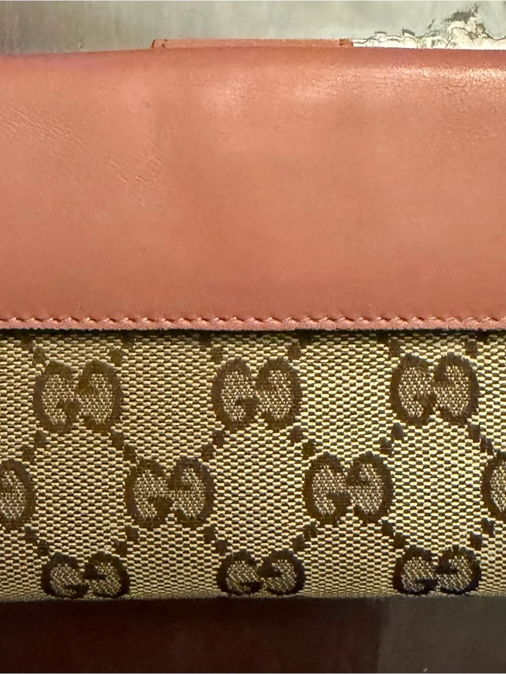 Gucci Brown GG Canvas Wallet with Pink Trim and Gold Heart Logo - Picture 2 of 11